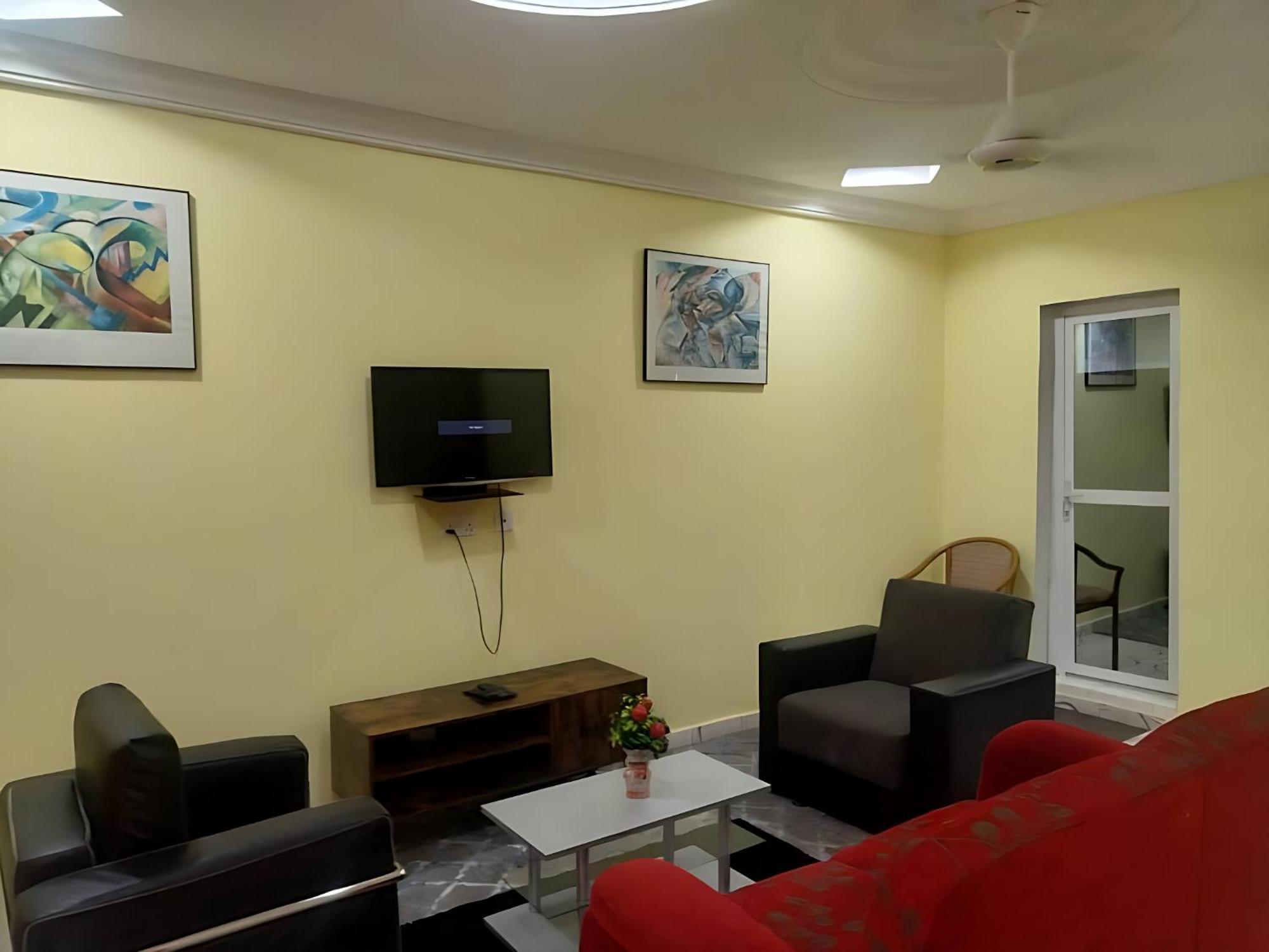 Faith And Grace Guest House Lamin Exterior foto