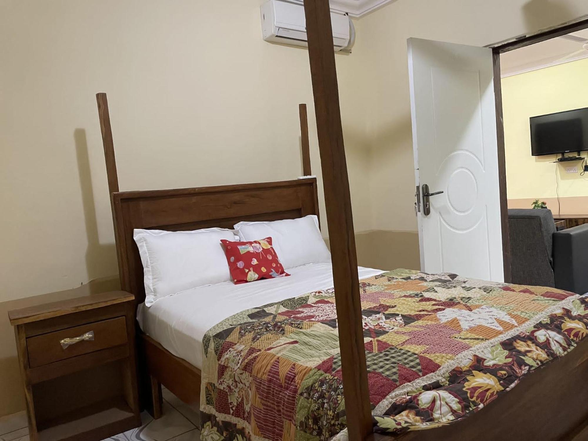 Faith And Grace Guest House Lamin Exterior foto