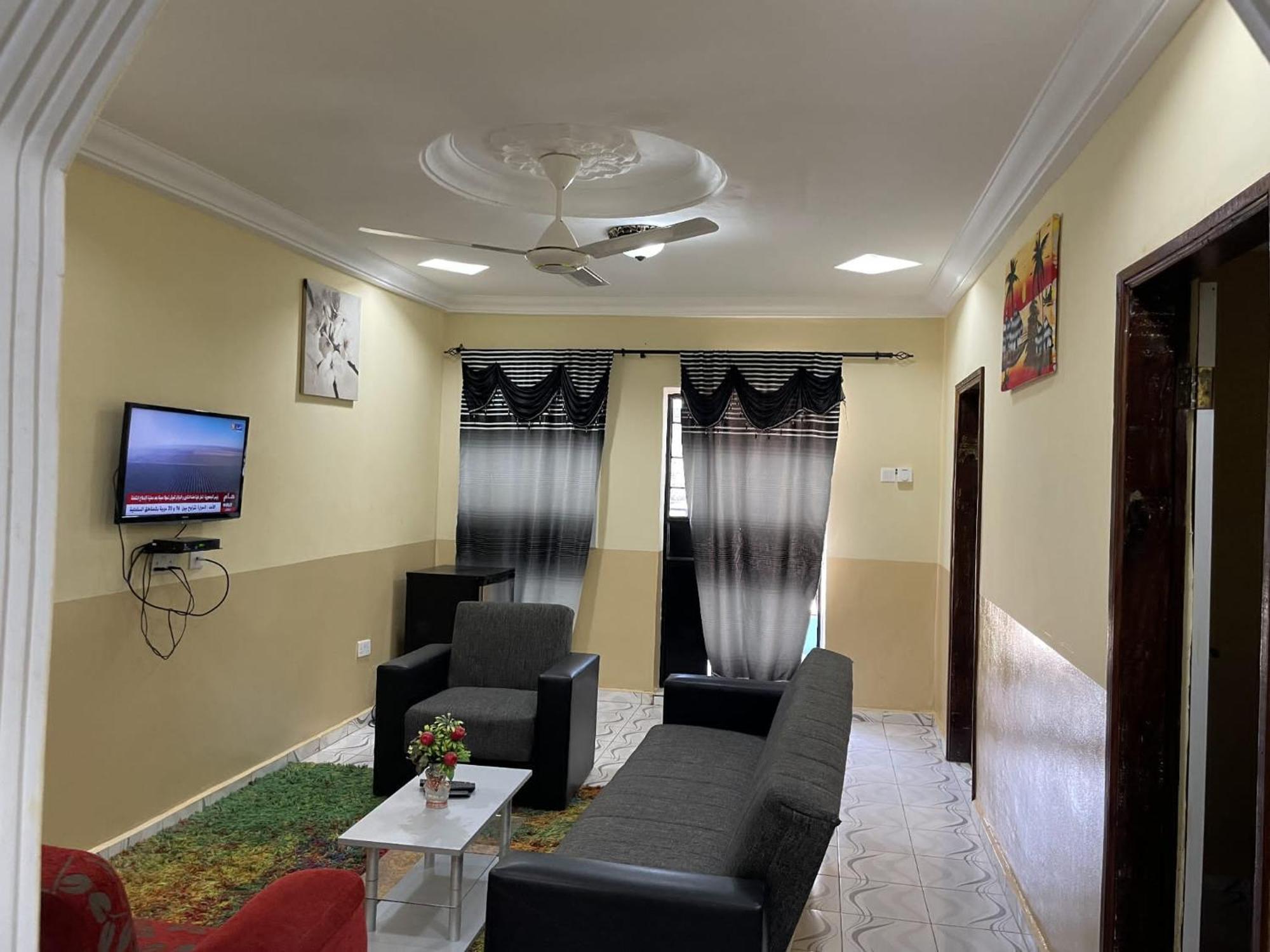 Faith And Grace Guest House Lamin Exterior foto